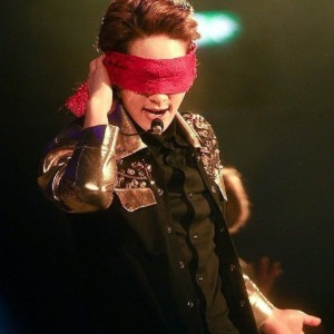 evil - shinee