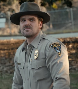 HOPPER SEASON 1