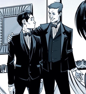 BRUHARVEY (Bruve Wayne/Harvey Dent)