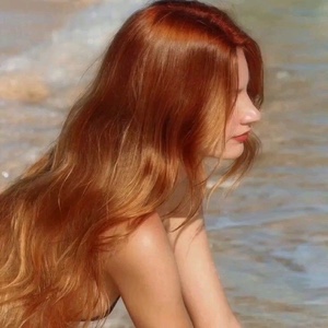 Annie Cresta