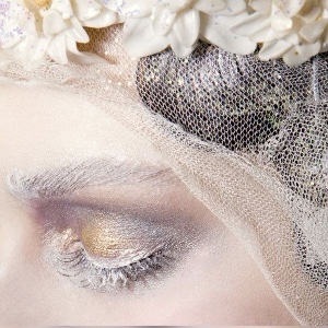 Effie Trinket