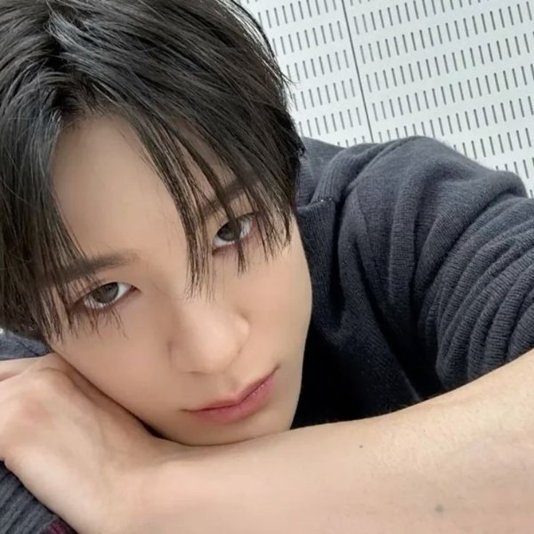 Jeno top