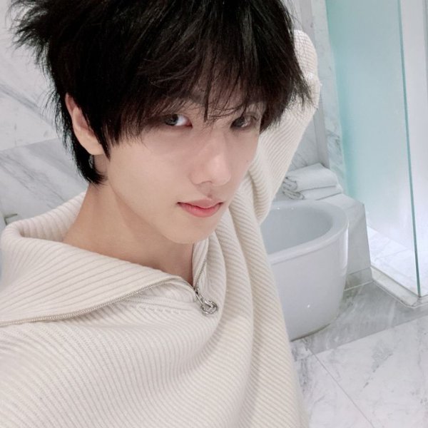 Jisung bottom