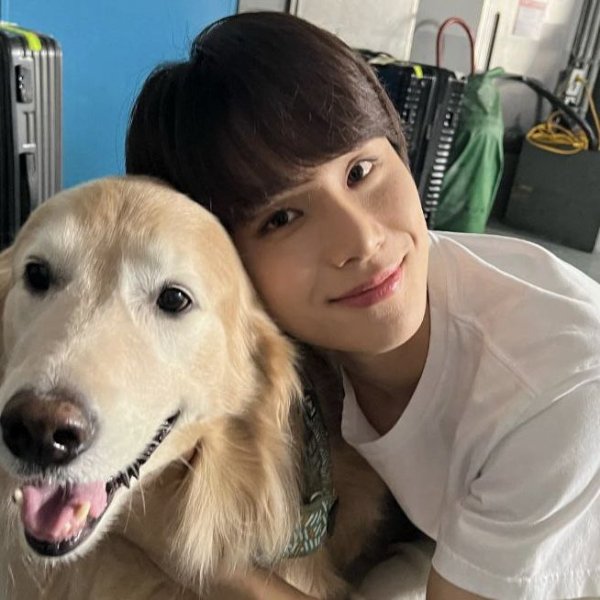 Jungwoo bottom