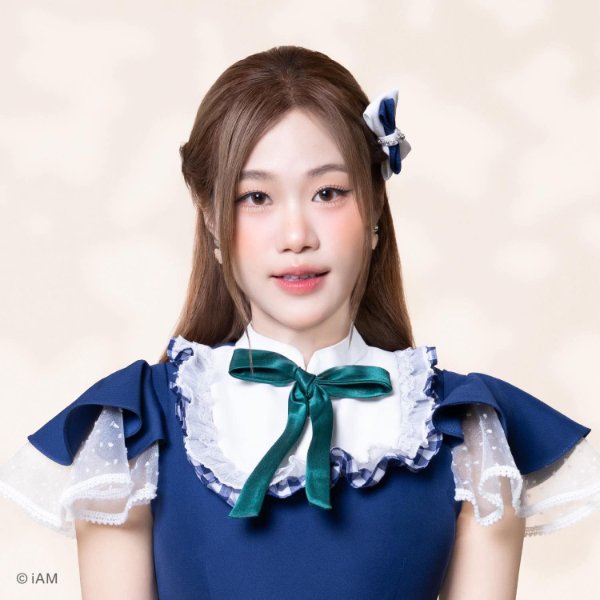 Emma CGM48