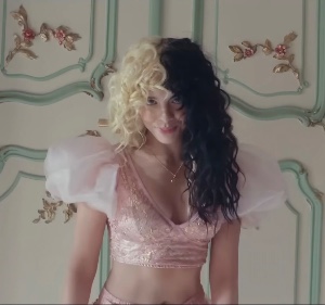 melanie martinez