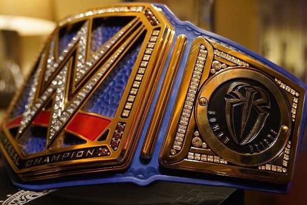 WWE Universal Championship (Blue)
