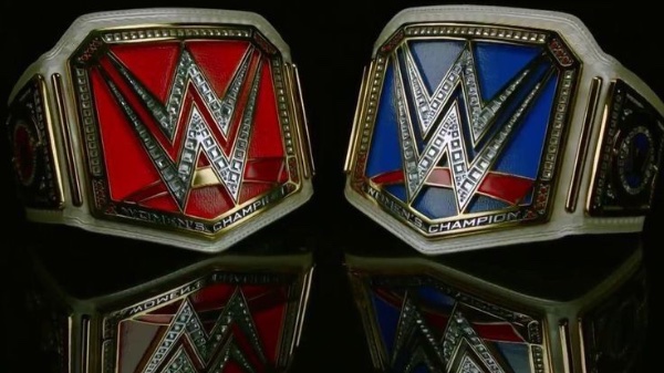 WWE Women’s Championships (Red&Blue)