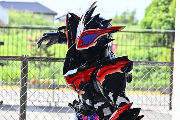 Kamen Rider Bitter Gavv