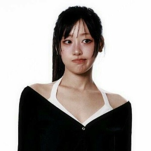 Yves (soloist)