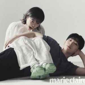 AKMU