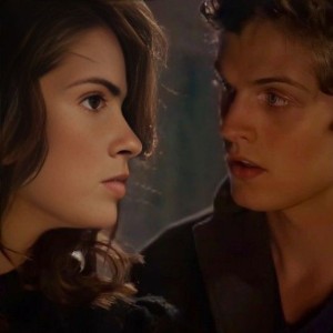 Isaac x Malia