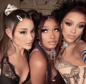34+35 Remix (feat. Doja Cat, Megan Thee Stallion)
