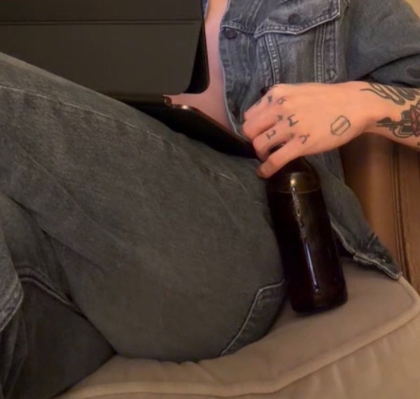 ass so fat the whole live he yearned