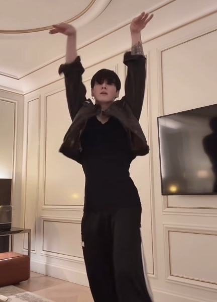 dancing with my fat ass