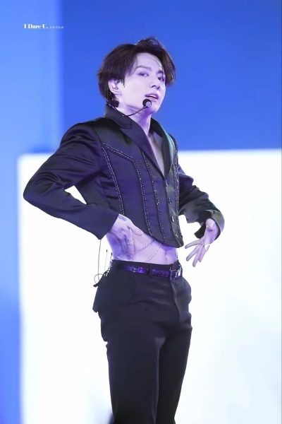 his ass in this fit