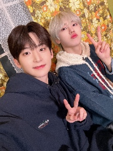 deongkooz | jungmo/seongmin