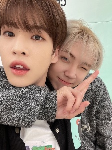 healingz | allen/seongmin