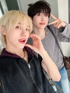 pillowz | hyeongjun/seongmin