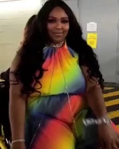 Lizzo 🤰🏾
