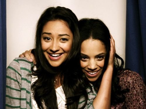 emily & maya - pll