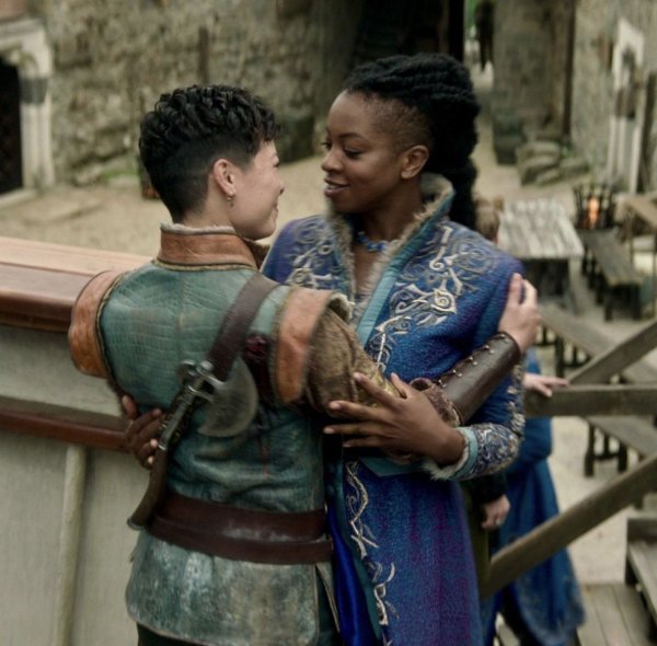 tamar & nadia - shadow and bone