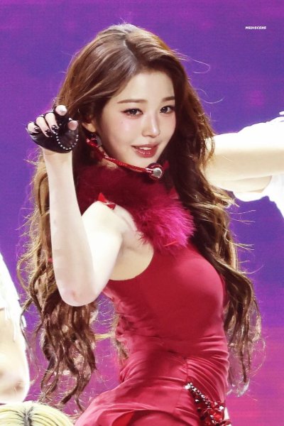8- WONYOUNG(IVE)