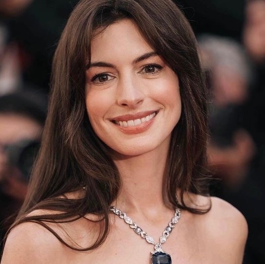 Anne Hathaway