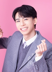小峯 佑斗