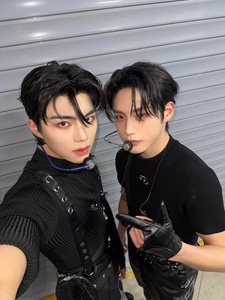 Jiwoong/Gunwook