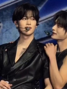 Jiwoong/Ricky