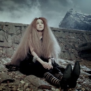 It Hurts - 2NE1