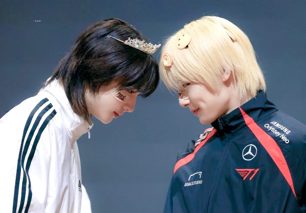 headbump :3