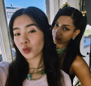 Solarz (Sophia + Lara)