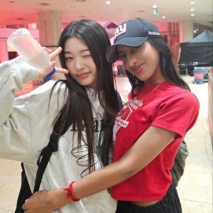 Yoonara (Yoonchae + Lara)