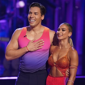 Joseph Baena & Daniella Karagach (S31)