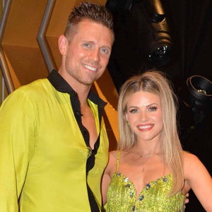 Mike "The Miz" Mizanin & Witney Carson (S30)