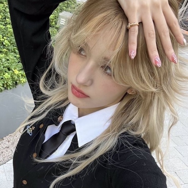 JEON SOMI