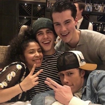 Julie and the Phantoms Cast