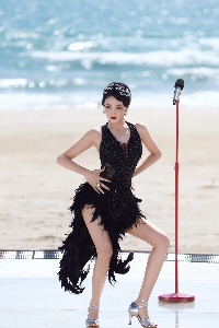 彭小苒