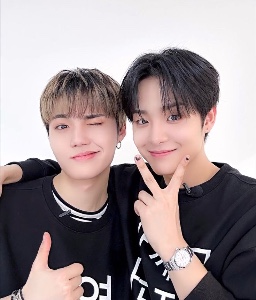 Jihoon & Doyoung