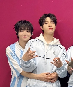 Jihoon & Junghwan