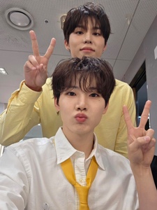 Junkyu & Jeongwoo