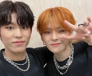 Yoshi & Jeongwoo