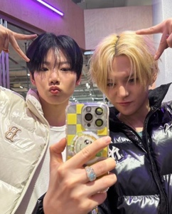 Yoshi & Junkyu