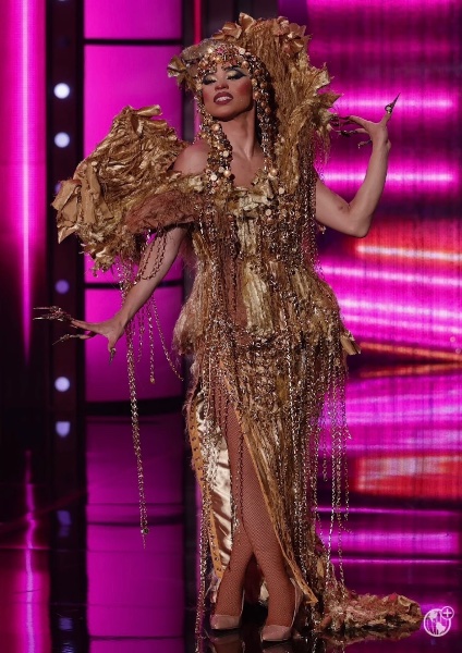 Juicy Love Dion (S18)