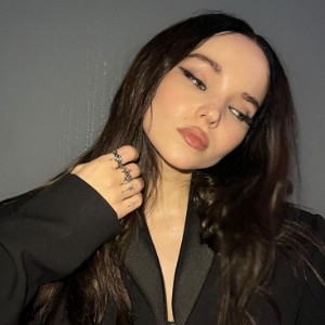 dove cameron