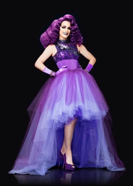 Cynthia Lee Fontaine (S9)