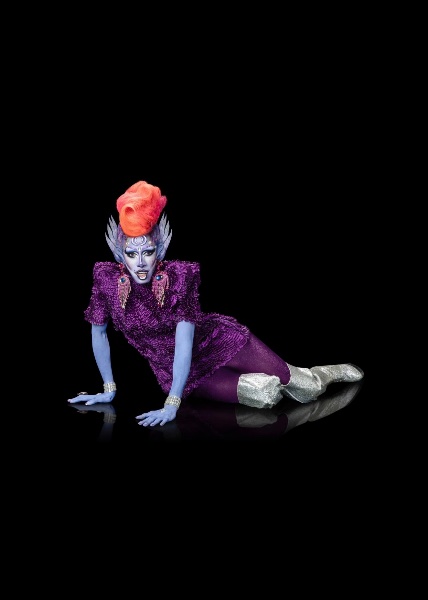 Nina Bonina Brown (S9)