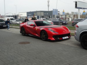 Ferrari 812 Competizione